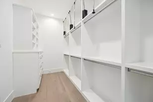 10 Wentworth Square Ave, Houston, TX 77027 - Photo 20