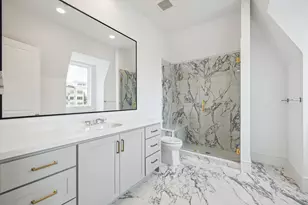 10 Wentworth Square Ave, Houston, TX 77027 - Photo 28