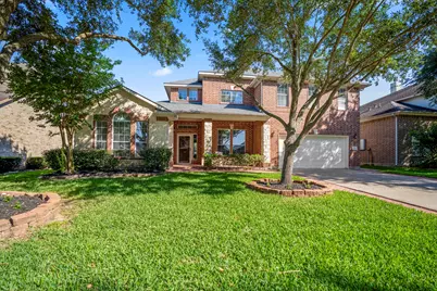 4438 W Maple Drive, Friendswood, TX 77546 - Photo 2