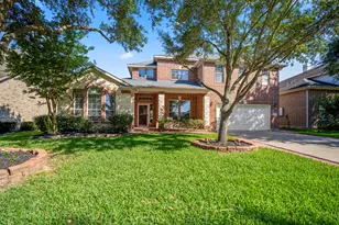 4438 W Maple Dr, Friendswood, TX 77546 - Photo 2