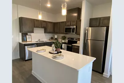 111 Ames Ave, San Antonio, TX 78211 - Photo 6