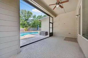 8231 Horsetail Ct, Conroe, TX 77385 - Photo 36