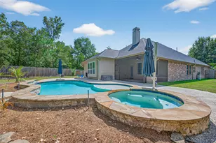 8231 Horsetail Ct, Conroe, TX 77385 - Photo 38