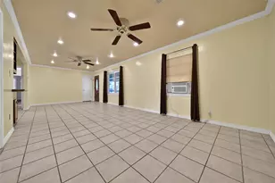 202 Hammond Loop, Sweeny, TX 77480 - Photo 8
