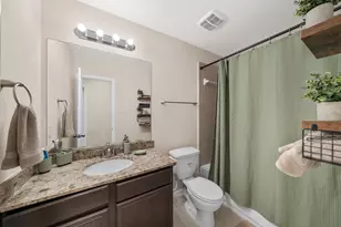4051 Conifer Dr, Dickinson, TX 77539 - Photo 16