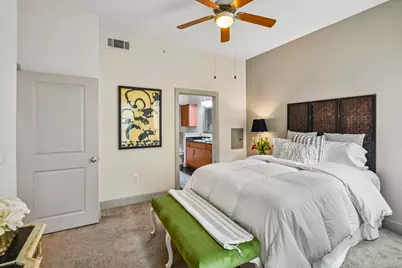 1901 Post Oak Boulevard #2607, Houston, TX 77056 - Photo 12