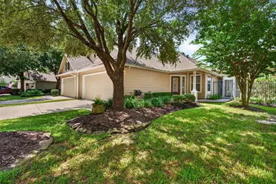 175 W Kentwick Place, Conroe, TX 77384 - Photo 2