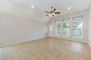 27407 Gatlin Ln, Spring, TX 77386 - Photo 18