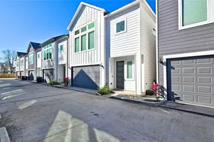 107 W Whitney St, Houston, TX 77018 - Photo 1