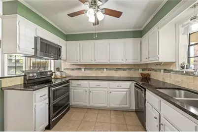 8711 Bent Tree Drive, College Station, TX 77845 - Photo 8