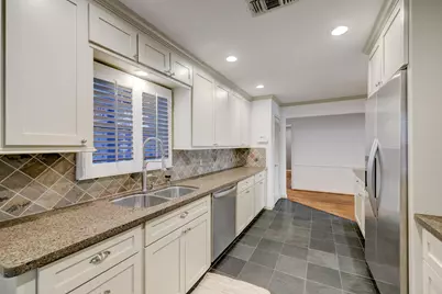 3422 Norris Drive, Houston, TX 77025 - Photo 14