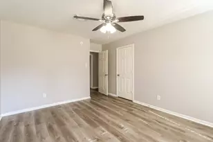 12080 La Salle River Rd, Conroe, TX 77304 - Photo 12