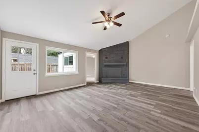 13110 Naples Lane, Stafford, TX 77477 - Photo 8