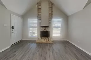 10115 Prospect Hill Dr, Houston, TX 77064 - Photo 2
