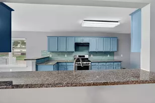 8023 Beech Meadow Ln, Houston, TX 77083 - Photo 10