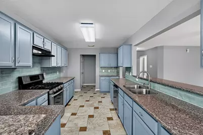 8023 Beech Meadow Lane, Houston, TX 77083 - Photo 8
