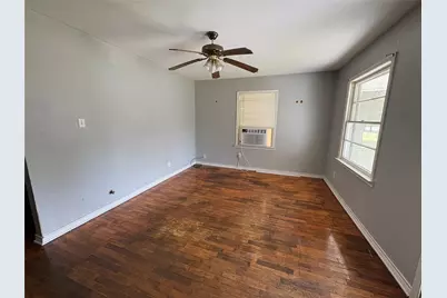406 Omega, El Campo, TX 77437 - Photo 10
