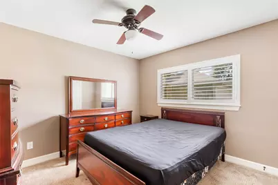 9614 Pinehurst Street, Baytown, TX 77521 - Photo 28