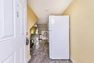 2914 Avenue K, Galveston, TX 77550 - Photo 4