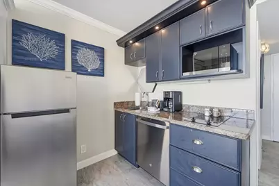 5220 Seawall Boulevard #1038D, Galveston, TX 77551 - Photo 8