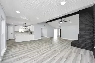 9406 Vickijohn Dr, Houston, TX 77031 - Photo 20