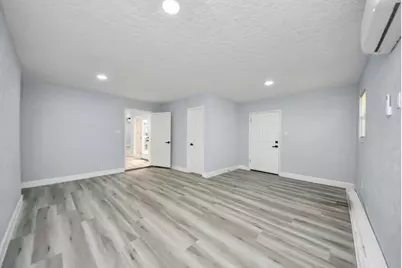 9406 Vickijohn Drive, Houston, TX 77031 - Photo 38