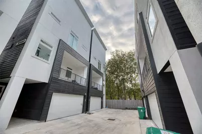 507 Schweikhardt Street, Houston, TX 77020 - Photo 1