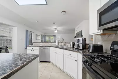 321 Preston Lane, League City, TX 77573 - Photo 12