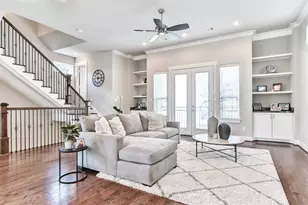 812 Fisher St, Houston, TX 77018 - Photo 10