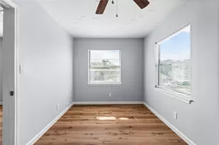 645 3rd St, San Leon, TX 77539 - Photo 40