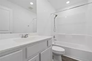 19179 Pinewood Grove Trl, New Caney, TX 77357 - Photo 18
