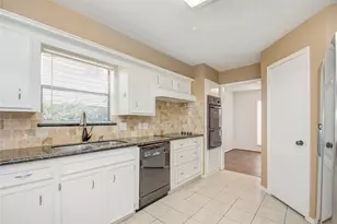 11527 Sagewillow Ln, Houston, TX 77089 - Photo 14