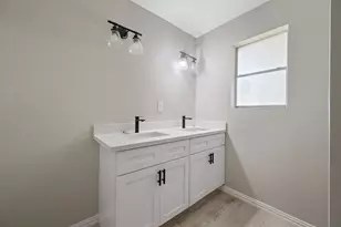 293 Co Rd 140, Liberty, TX 77575 - Photo 20