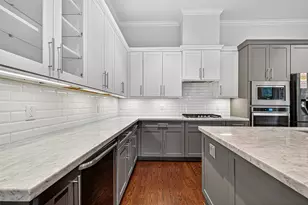 11012 Ave Malkenu Ave, Houston, TX 77043 - Photo 8
