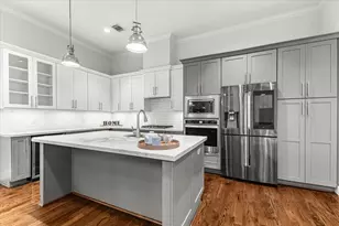 11012 Ave Malkenu Ave, Houston, TX 77043 - Photo 6