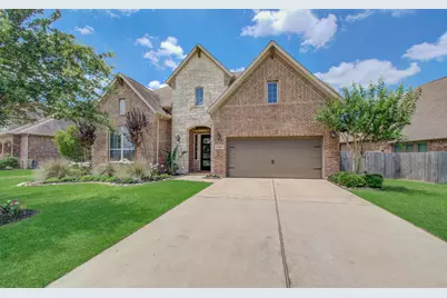 2332 Shallow Creek Lane, Friendswood, TX 77546 - Photo 2
