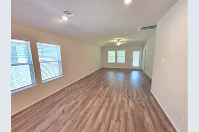 221 Harper Ridge Drive, Conroe, TX 77316 - Photo 8