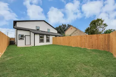 3130 5th Street #B, Stafford, TX 77477 - Photo 38
