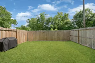 4201 Stassen St, Houston, TX 77051 - Photo 38