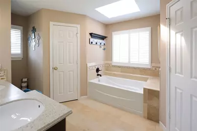 4 Lasso Court, Angleton, TX 77515 - Photo 22