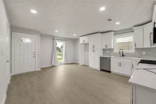 15322 Bedford Glen Dr, Channelview, TX 77530 - Photo 4