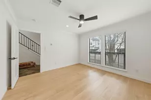 6130 Hamman St, Houston, TX 77007 - Photo 8