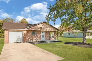 3322 1st Ave S, Texas City, TX 77590 - Photo 1