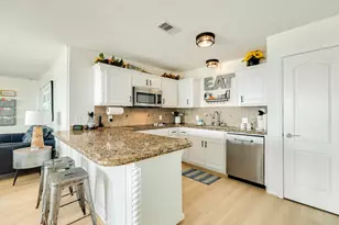 210 Beach Dr, Surfside Beach, TX 77541 - Photo 10