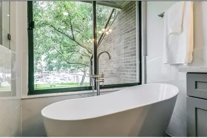 2001 Enterprise Avenue, League City, TX 77573 - Photo 28