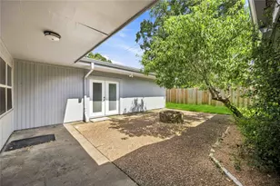 6215 Queensloch Dr, Houston, TX 77096 - Photo 34