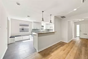 6215 Queensloch Dr, Houston, TX 77096 - Photo 14