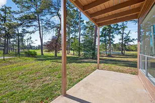 20275 Sunny Shores Dr, Humble, TX 77346 - Photo 10