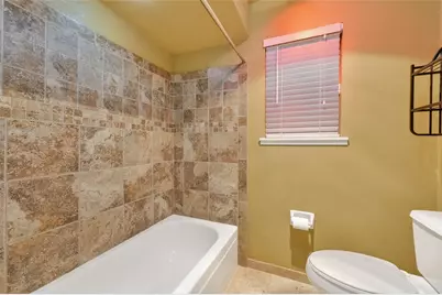 1011 Chateau Woods Parkway Drive, Conroe, TX 77385 - Photo 28