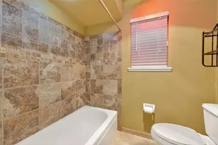 1011 Chateau Woods Pkwy Dr, Conroe, TX 77385 - Photo 28